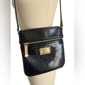 NWOT CALVIN KLEIN Black Crossbody Purse